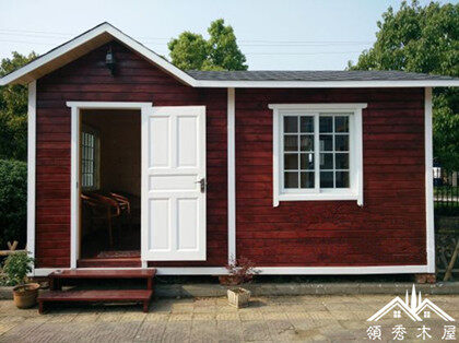 公園休息用小木屋，路邊售