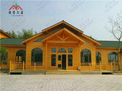 廣東惠州客戶建造大型木結(jié)構(gòu)木屋餐廳