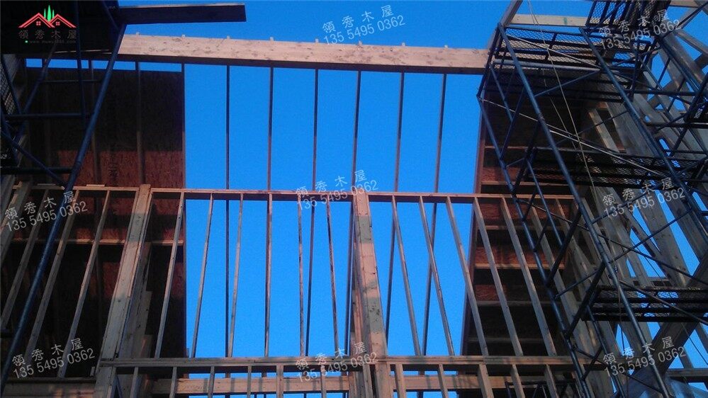 湖南長(zhǎng)沙客戶大型雙層木別墅案例施工展示(圖15)