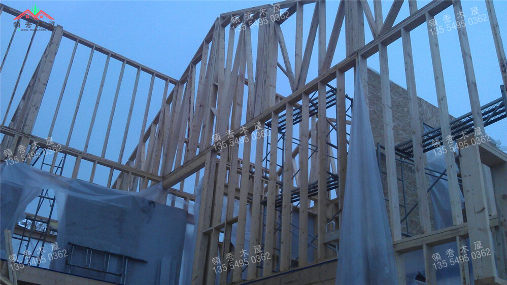 湖南長(zhǎng)沙客戶大型雙層木別墅案例施工展示(圖16)