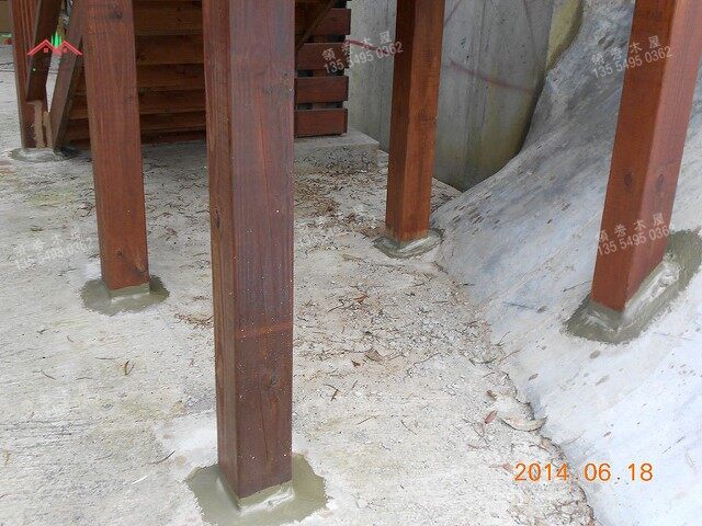 160平米的輕型木屋別墅