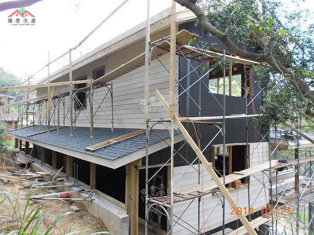 160平米的輕型木屋別墅