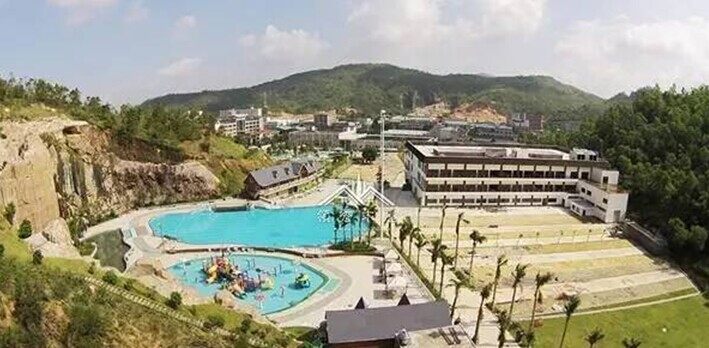 領(lǐng)秀木屋銅鼎山工程案例(圖2)