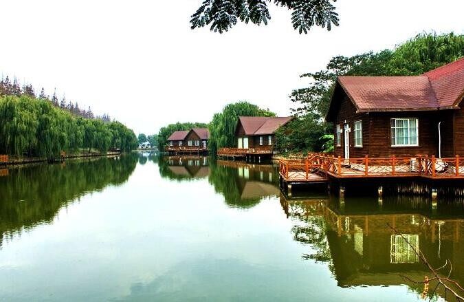 農(nóng)家樂木屋設(shè)計(jì)(圖2)