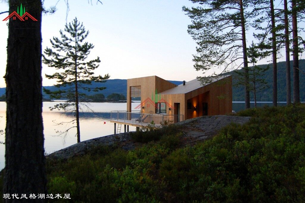 現(xiàn)代風(fēng)格湖邊吊腳木屋