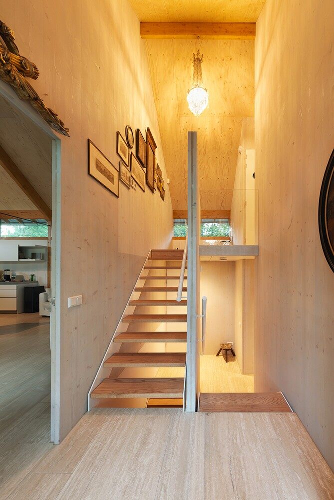 以木為框的玻璃墻面木屋(圖4)