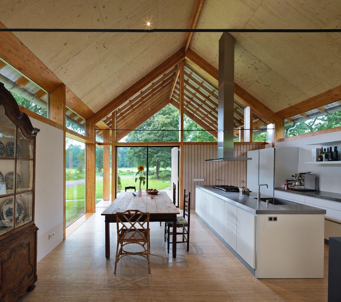 以木為框的玻璃墻面木屋(圖5)