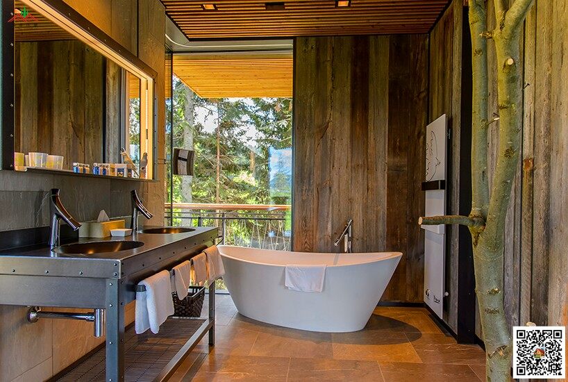 山坡平頂?shù)蹩辗叫文疚輨e墅(圖8)