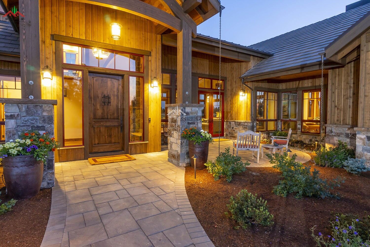 大型梁柱木屋別墅