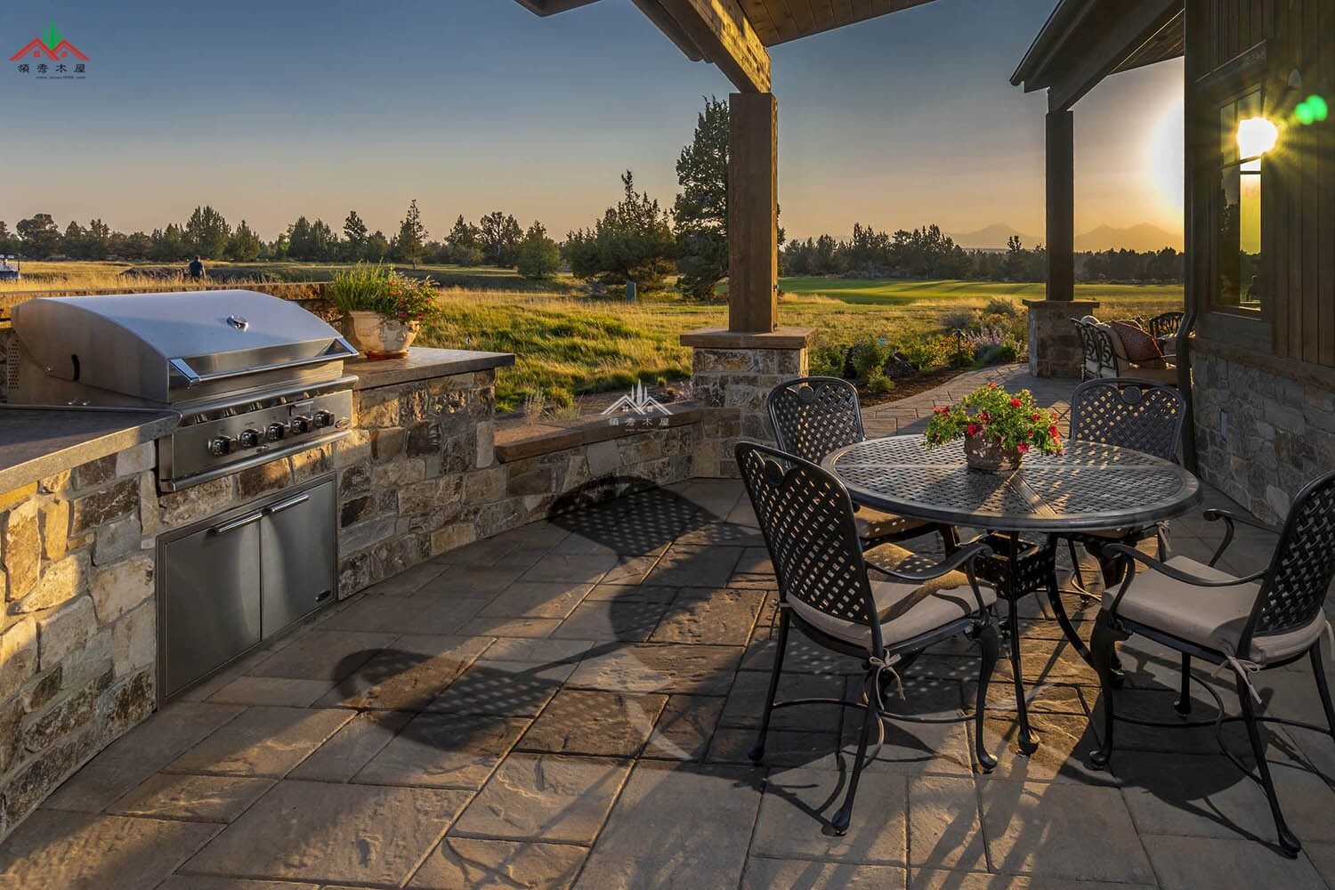 大型梁柱木屋別墅