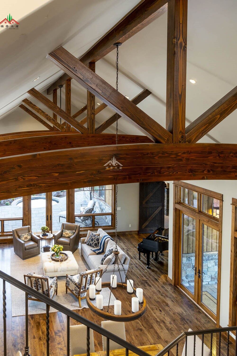大型梁柱木屋別墅