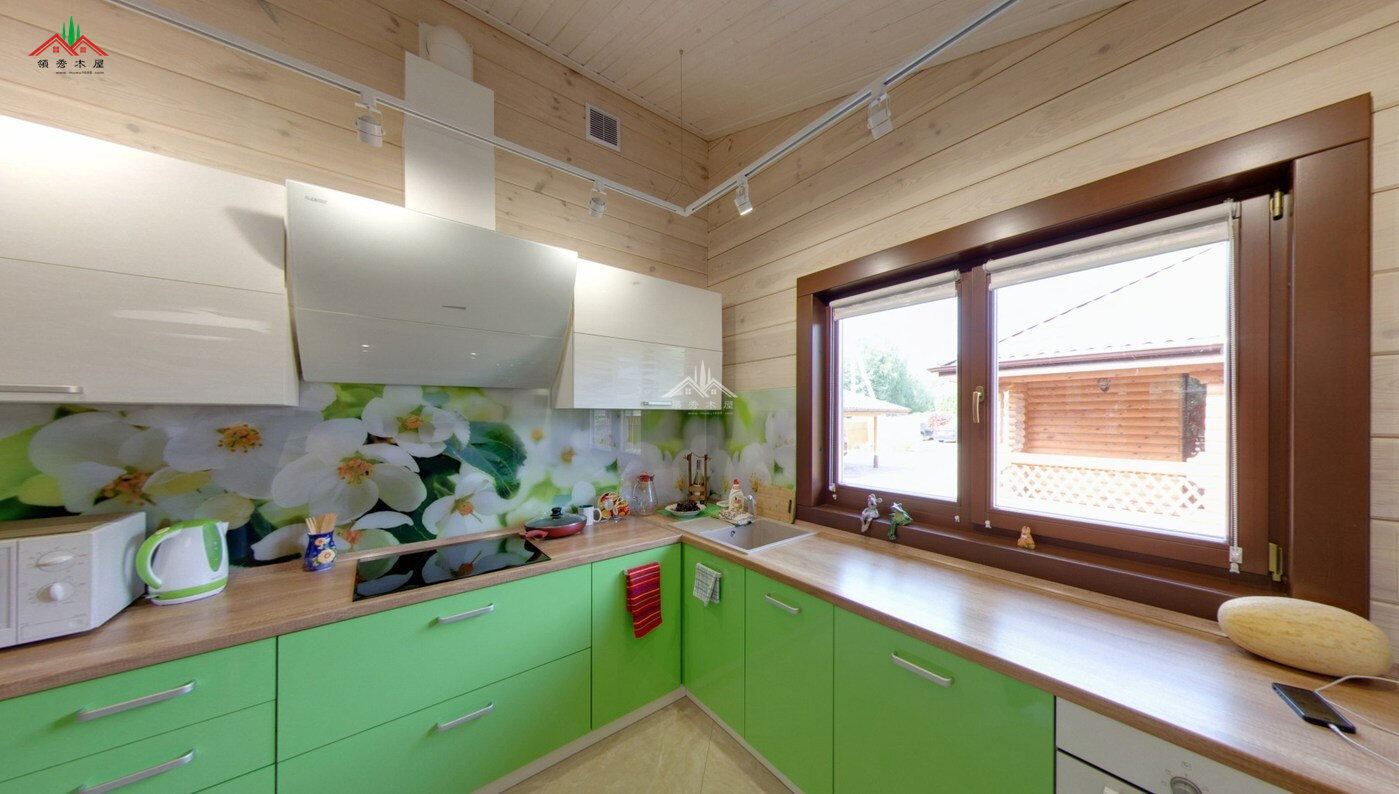 99個(gè)平方重型木屋