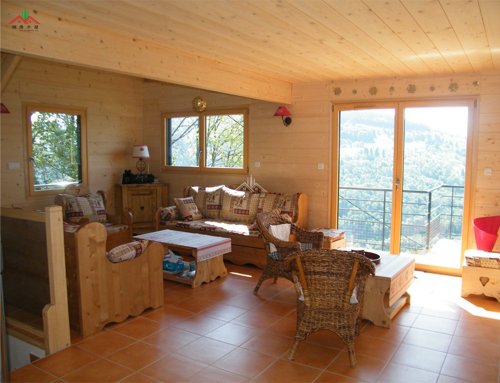 磚混結(jié)構(gòu)木屋