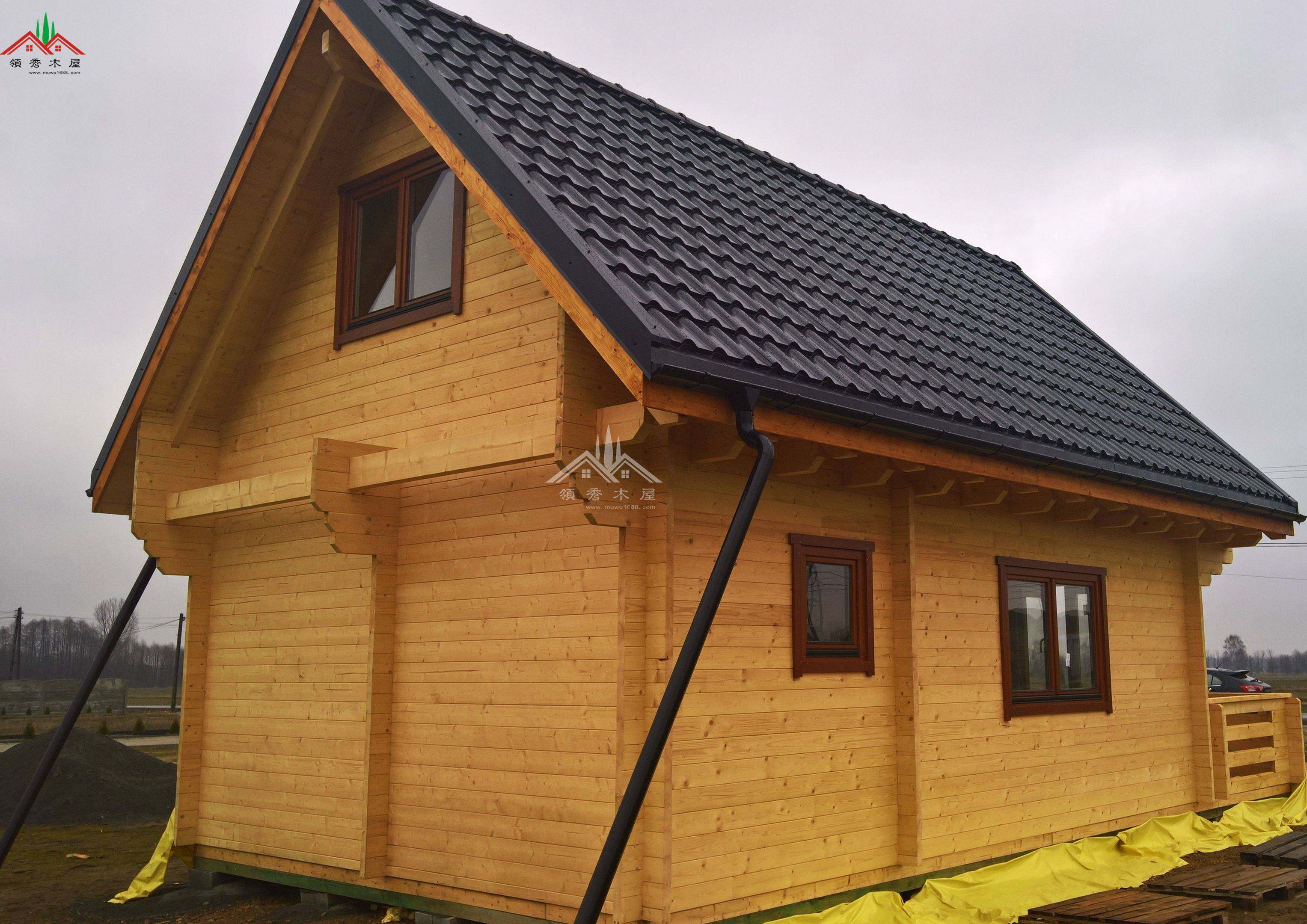 出口海外帶閣樓度假小木屋