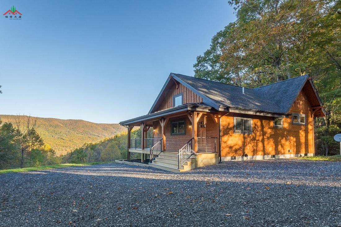 梁柱型雙層木屋別墅