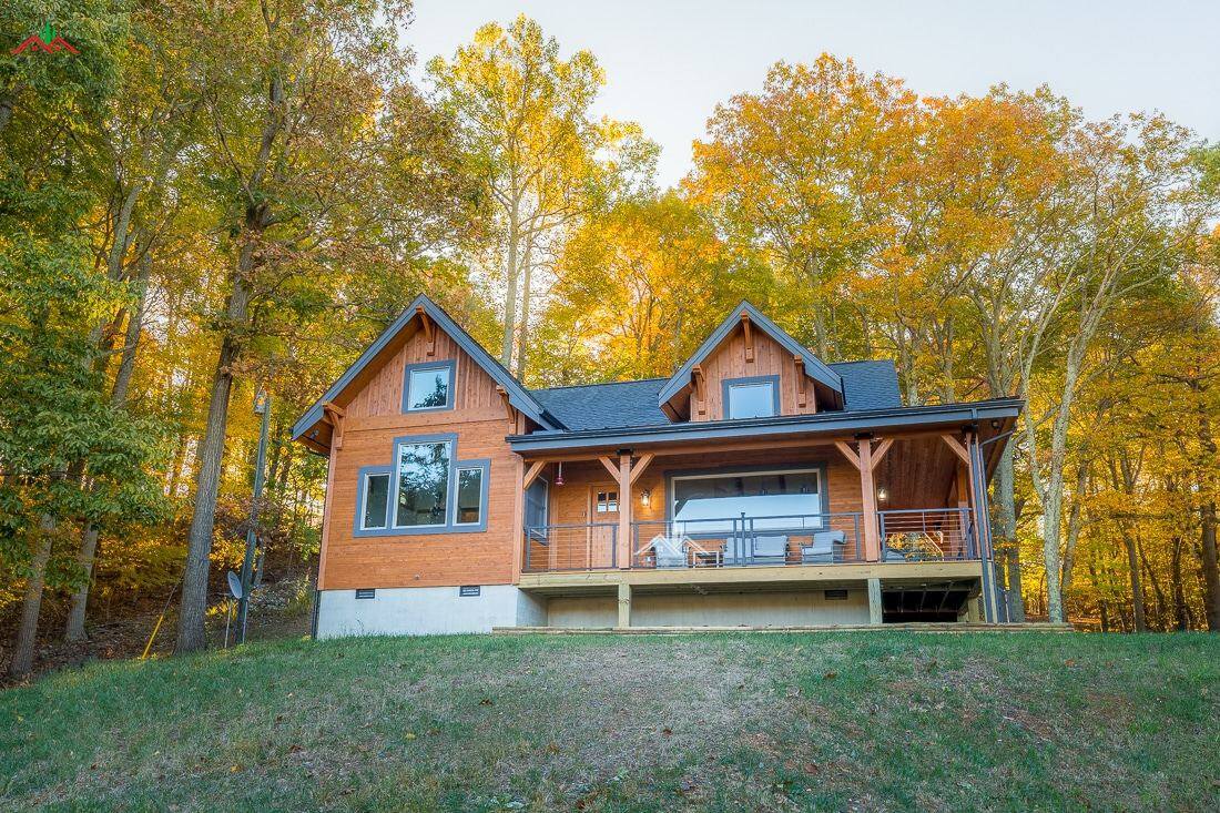 梁柱型雙層木屋別墅