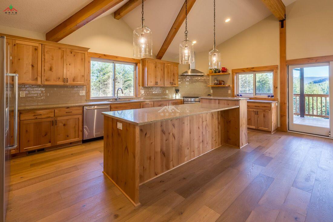 谷倉風格梁柱型木屋別墅