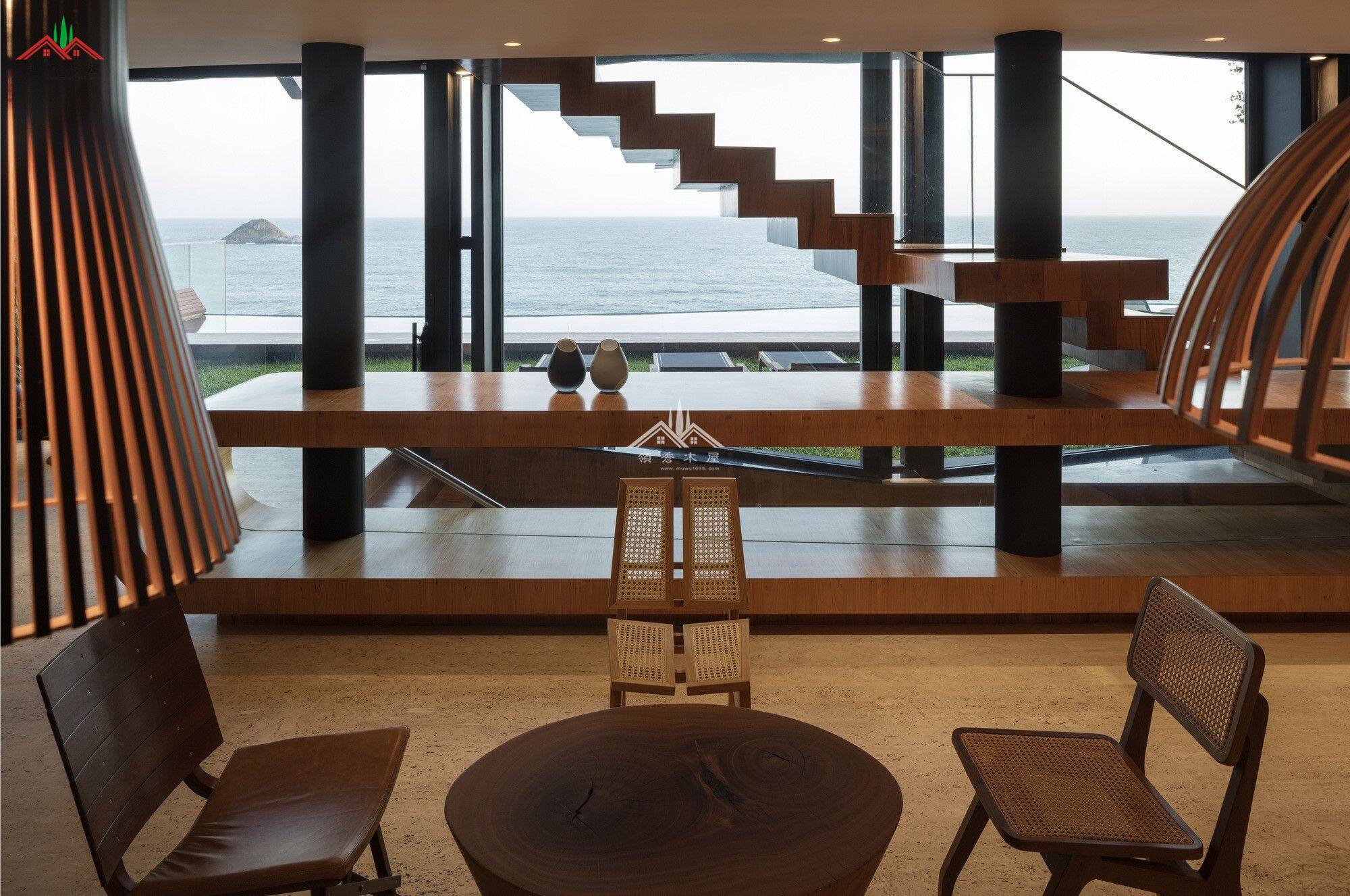 弧形膠合梁木屋