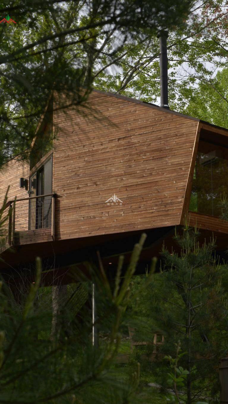 高吊腳森林樹屋