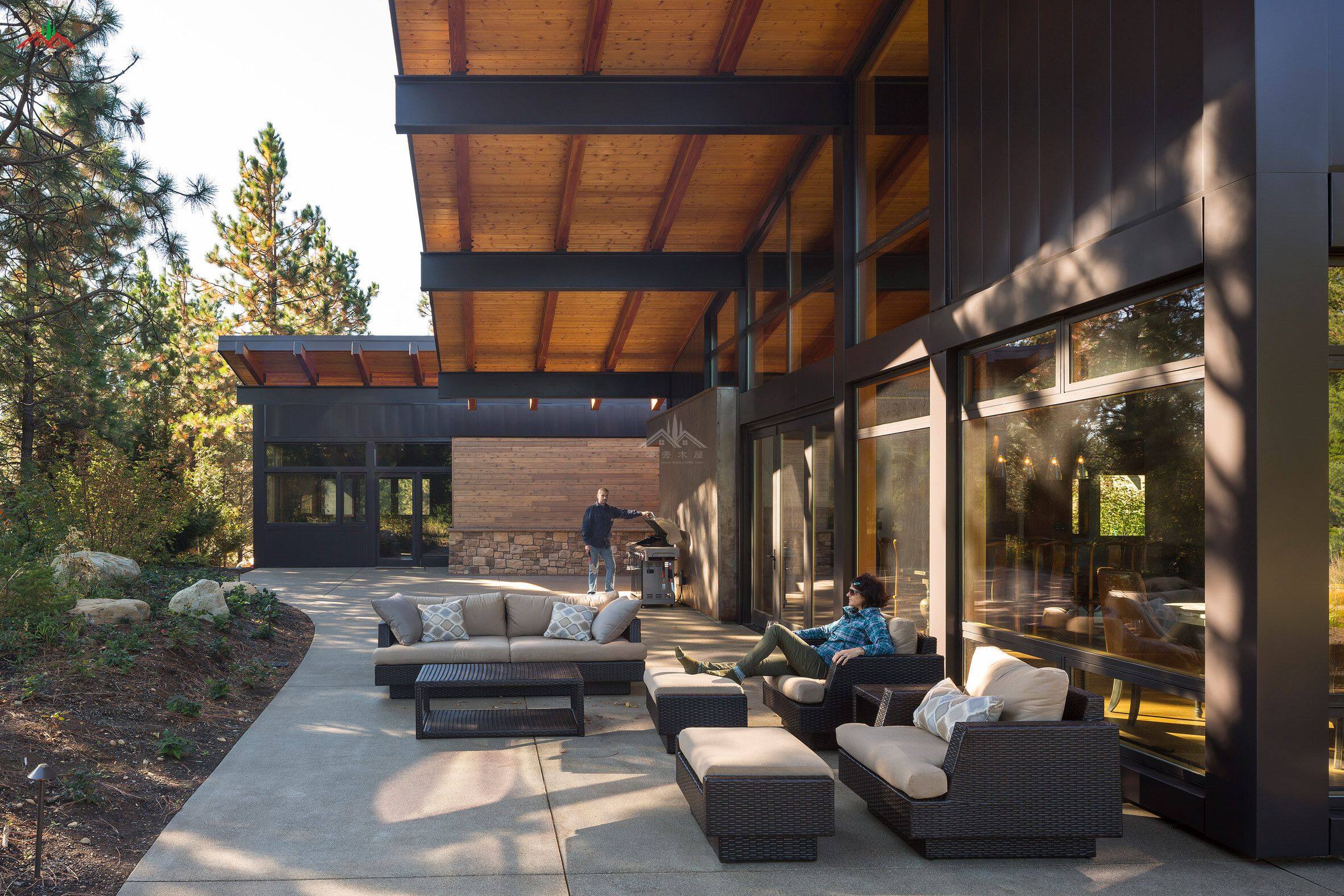 現(xiàn)代風(fēng)格木屋