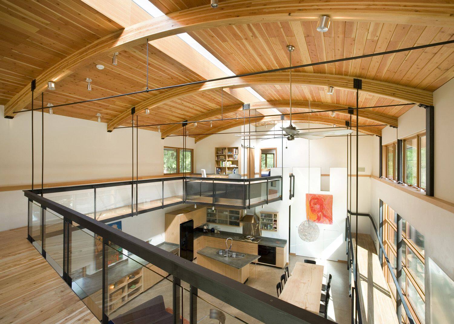 鋼木梁柱結(jié)構(gòu)接待中心木屋