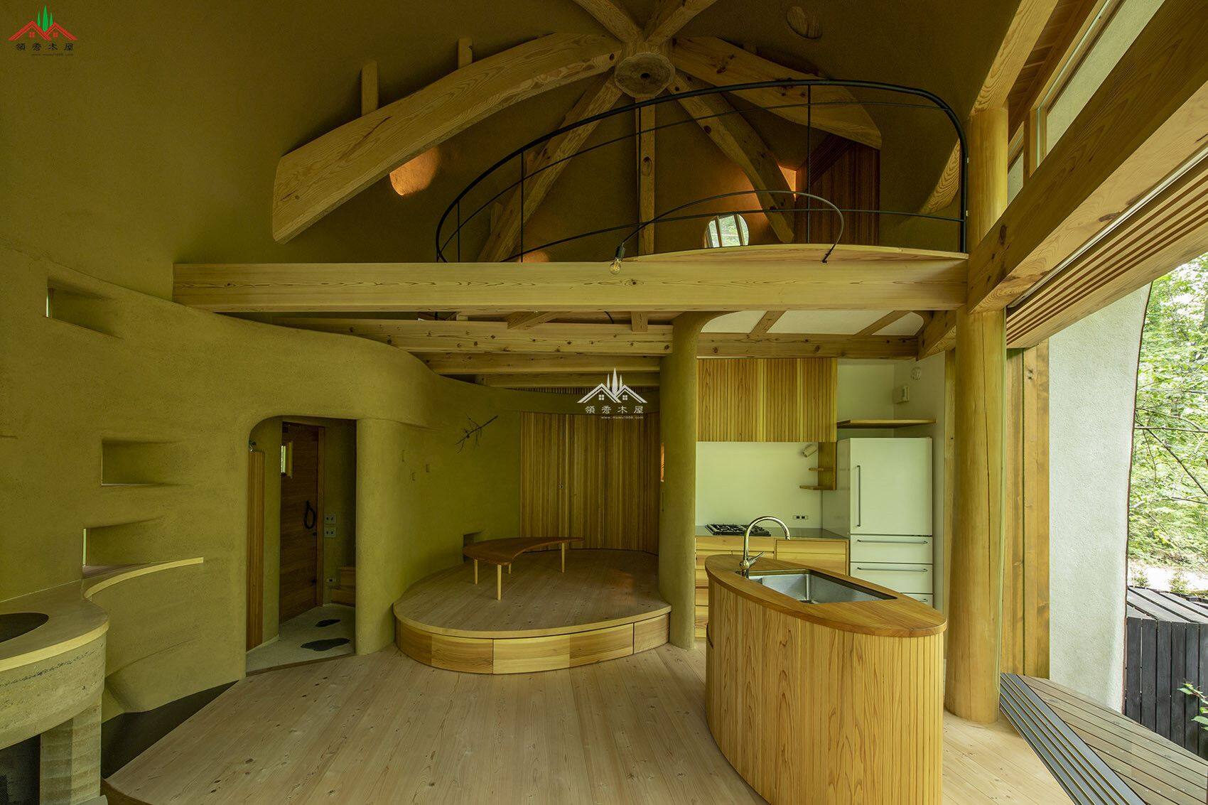 雞蛋殼外形民宿木屋