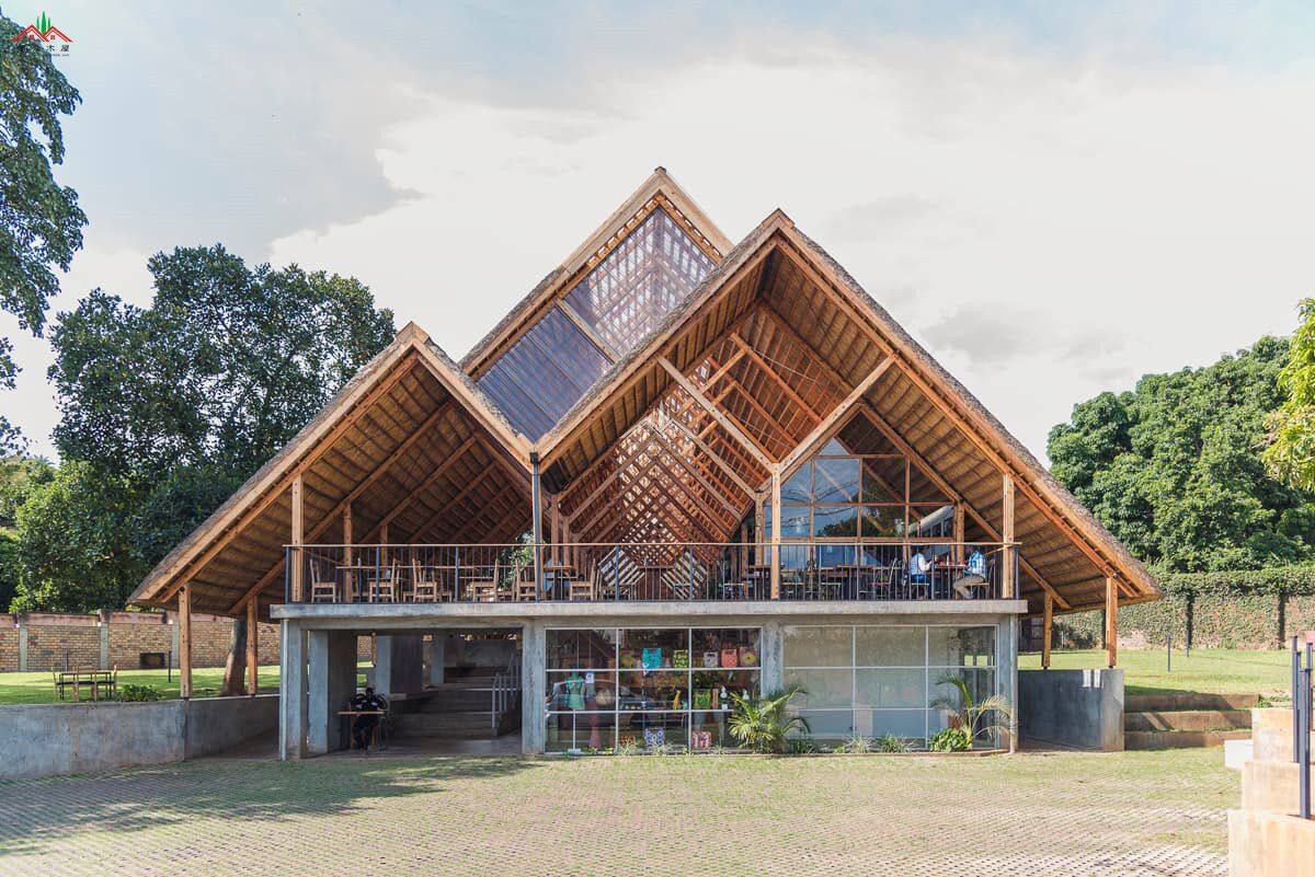 特色三重三角形木結(jié)構(gòu)餐廳