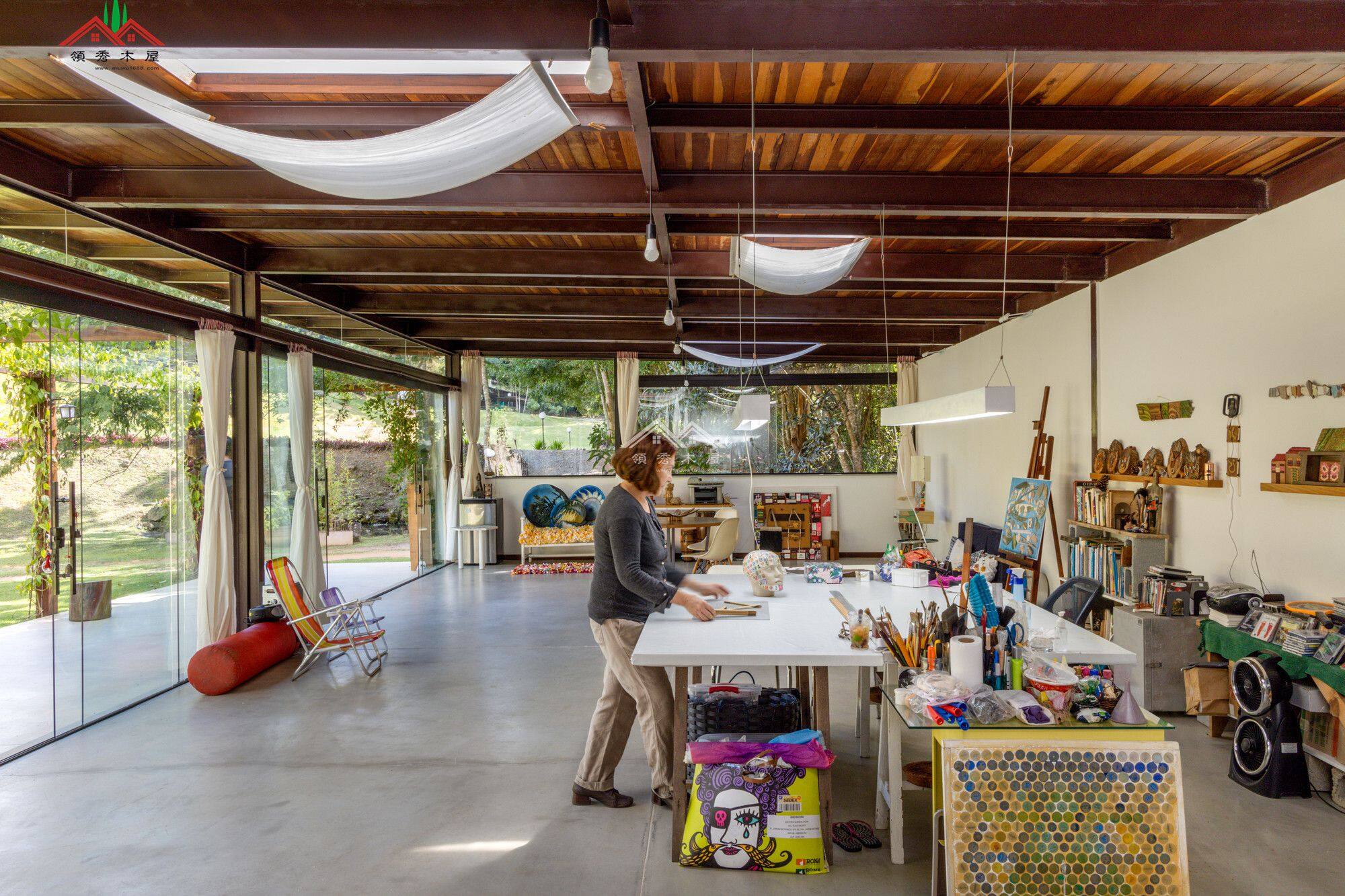 藝術(shù)家工作室木屋