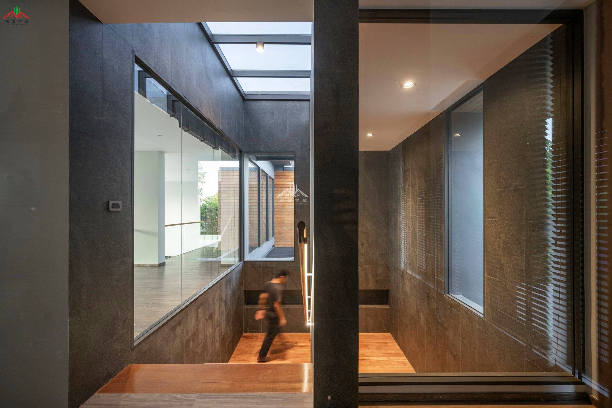 創(chuàng)意特色木別墅住宅